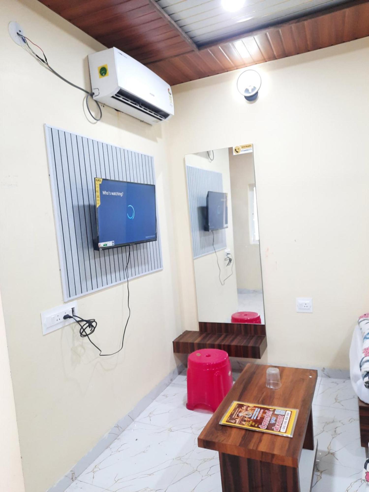 Hotel Ganga Sagar Ujjain Eksteriør billede