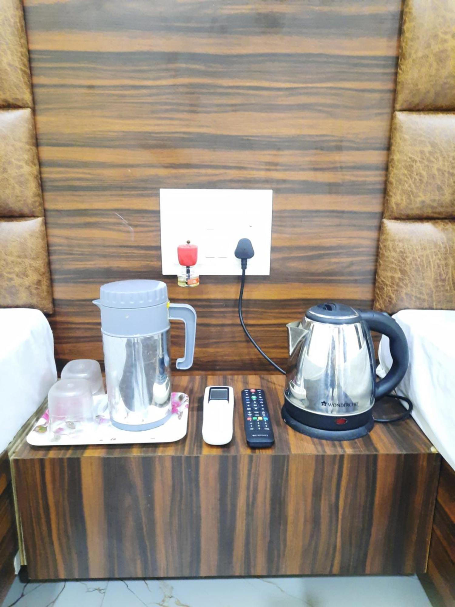 Hotel Ganga Sagar Ujjain Eksteriør billede
